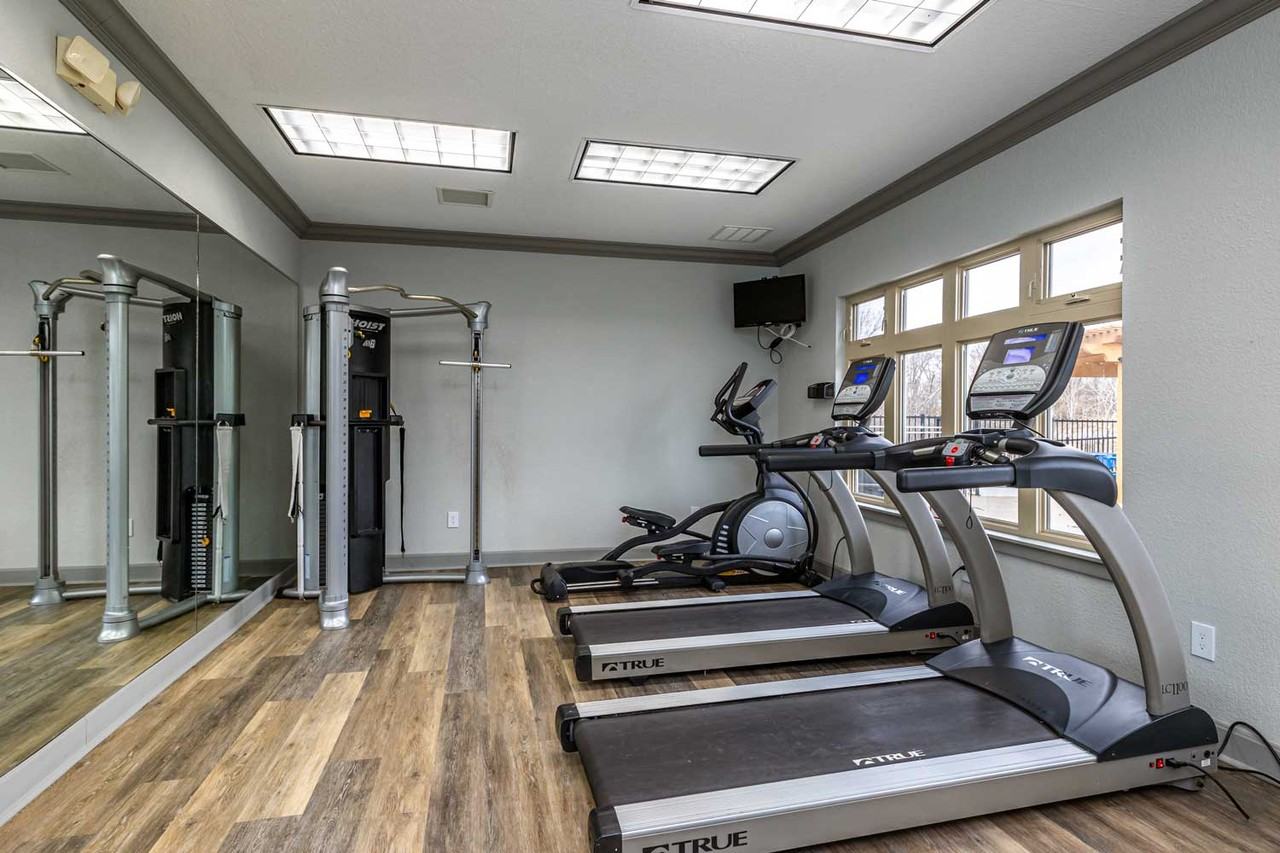 Arbor Mist Townhomes - Photo 2 of 15