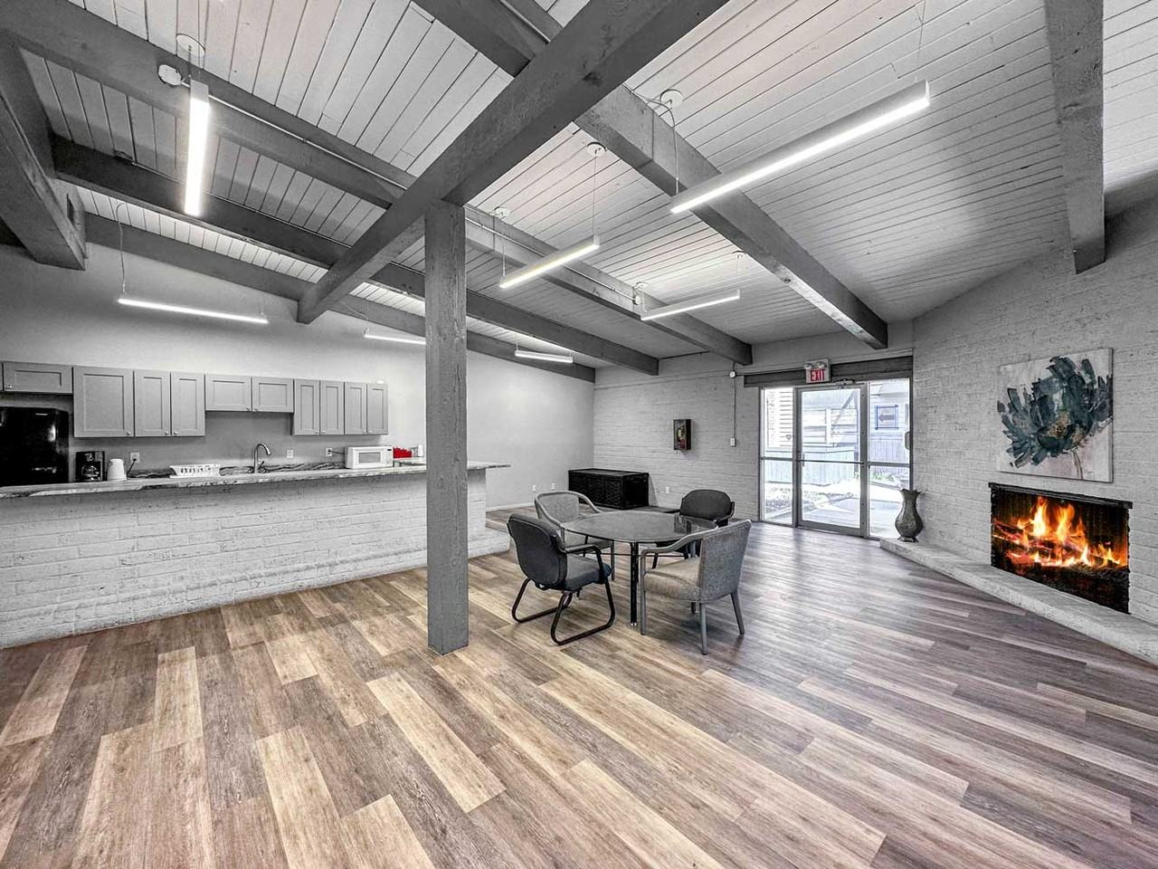 Raytown Village Apartments - Photo 4 of 16