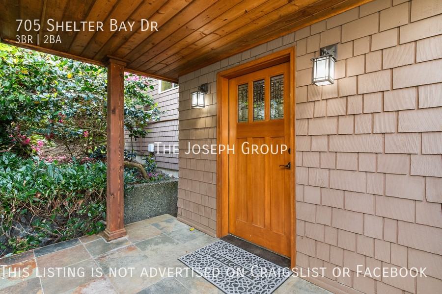 705 Shelter Bay Dr - Photo 2 of 46