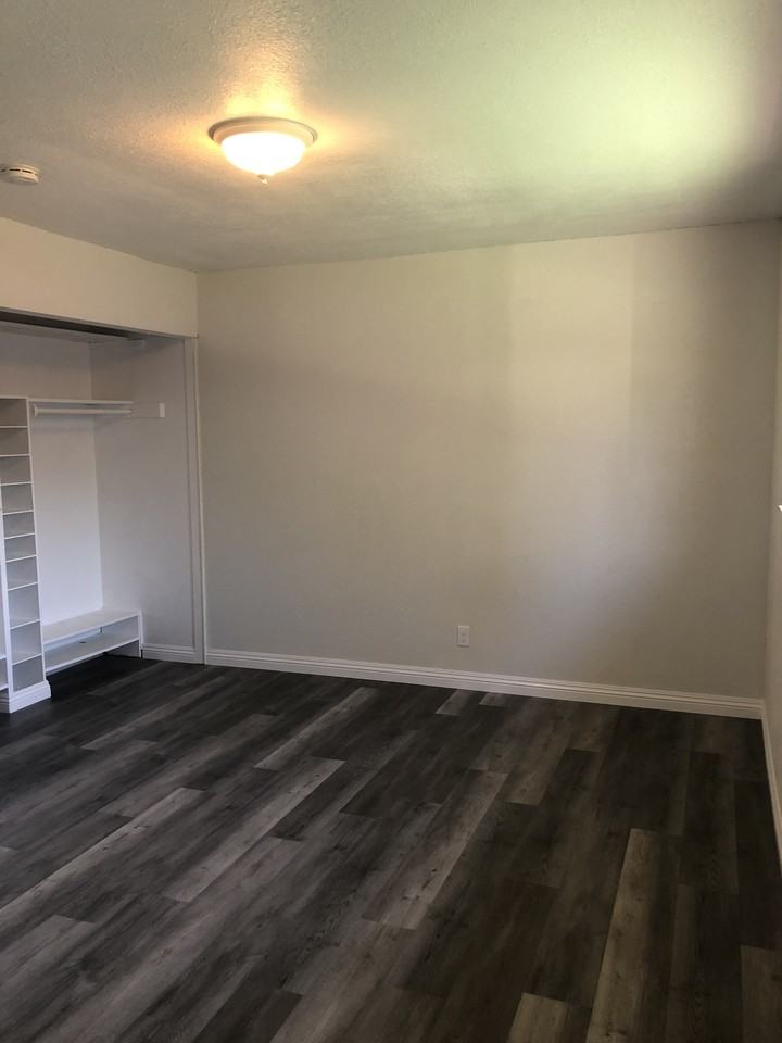 401 Mars Ave #NA - Photo 3 of 27