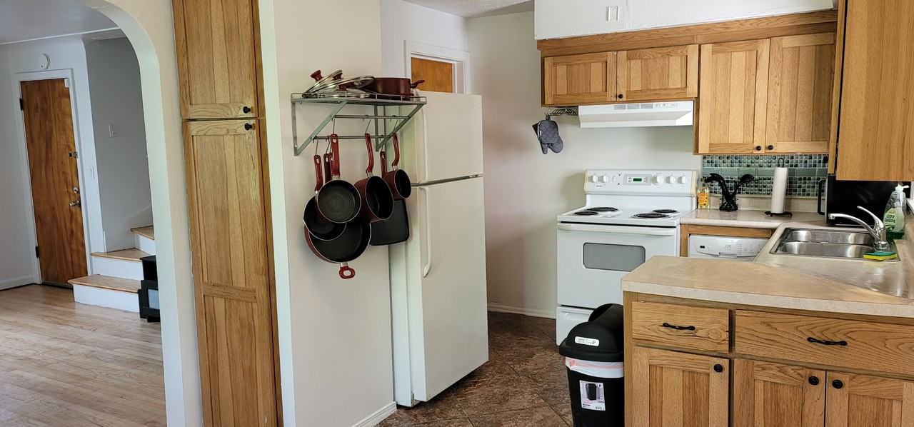 1729 Sunnyside Drive #NA - Photo 2 of 17