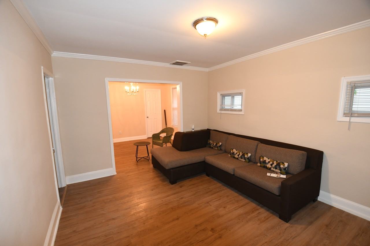 19 Sultan Ave #NA - Photo 2 of 9