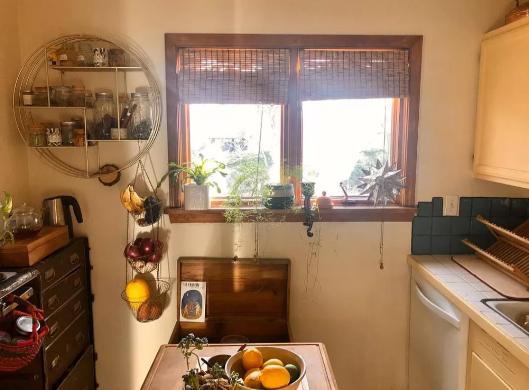 218 Miramonte St #NA - Photo 3 of 10