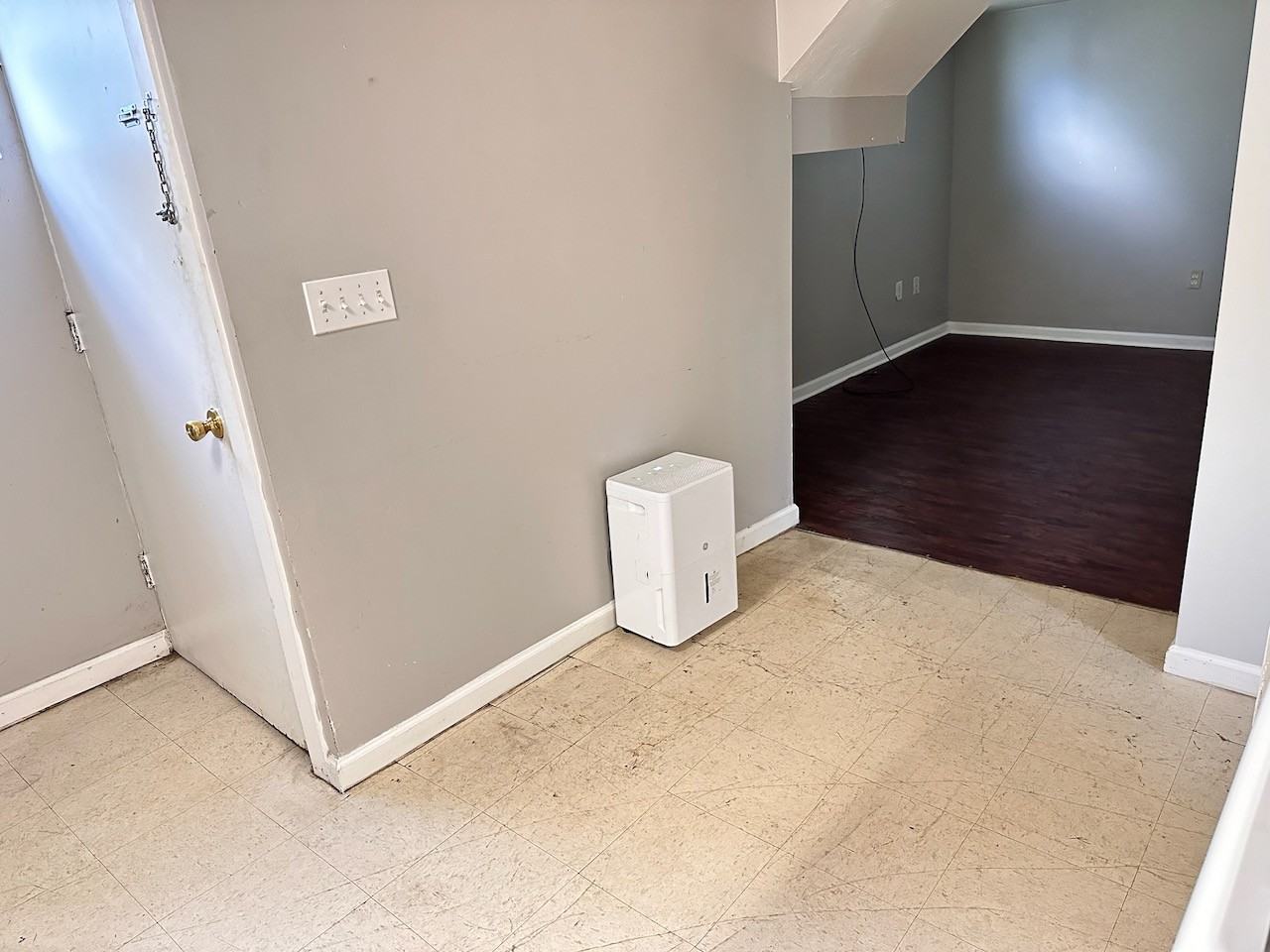 101 River St - Photo 5 of 12