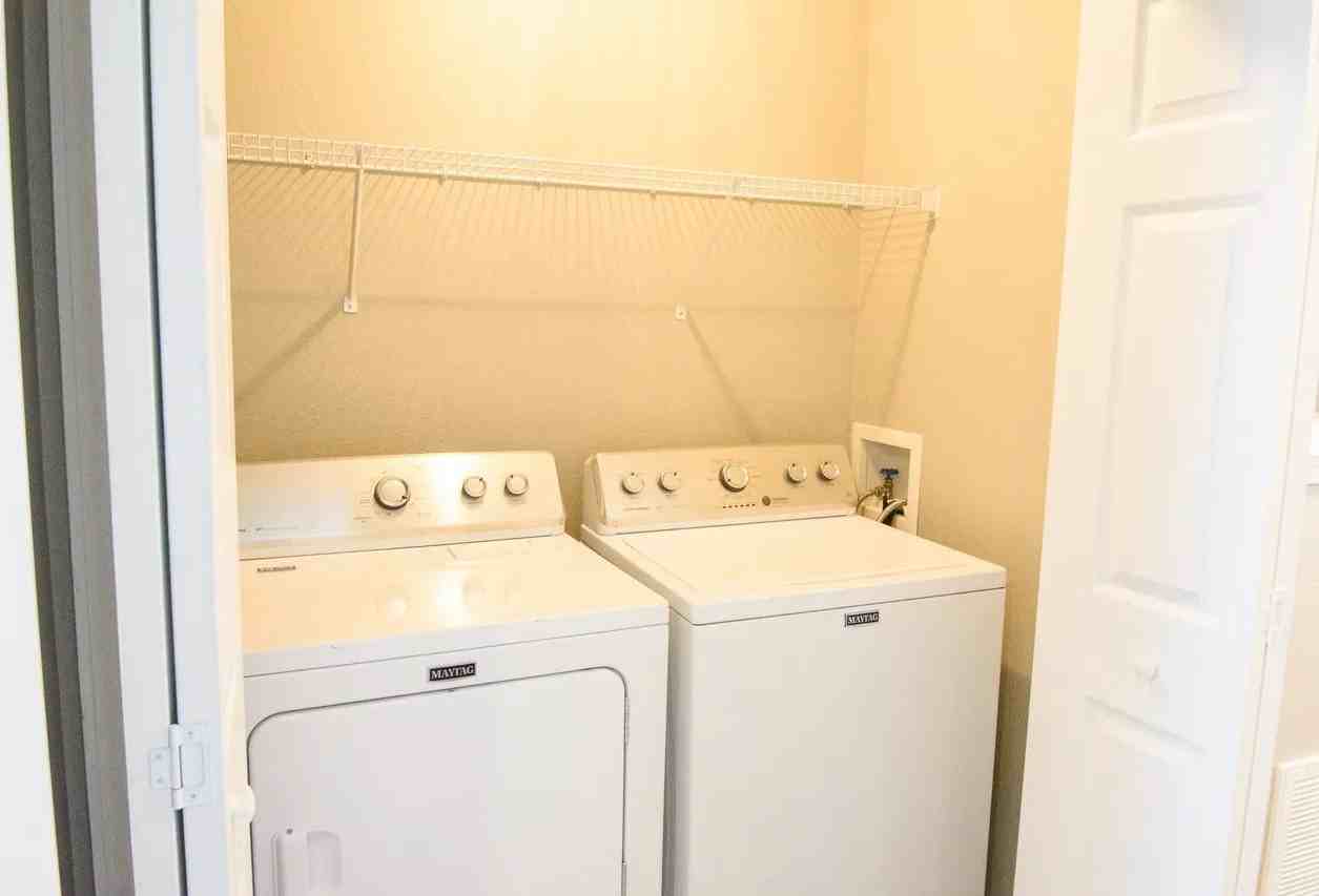 6003 Cullen Dr #NA - Photo 5 of 14