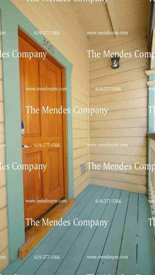 360 15th St - Photo 3 of 12