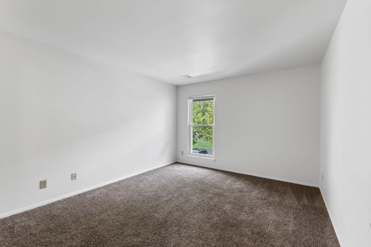 14775 W Hidden Creek Ct #7-14775 - Photo 3 of 11