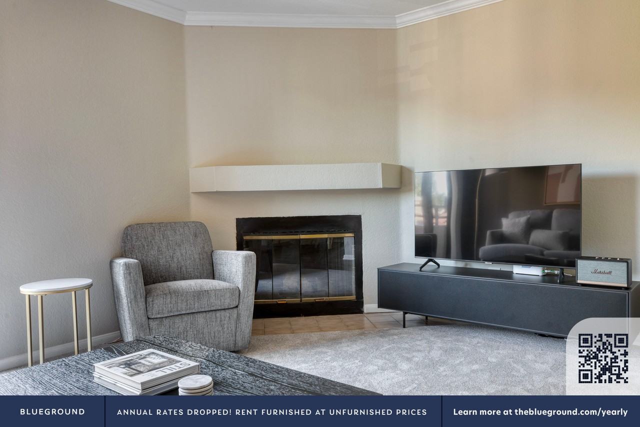 10062 Paseo Montril #31 - Photo 4 of 19