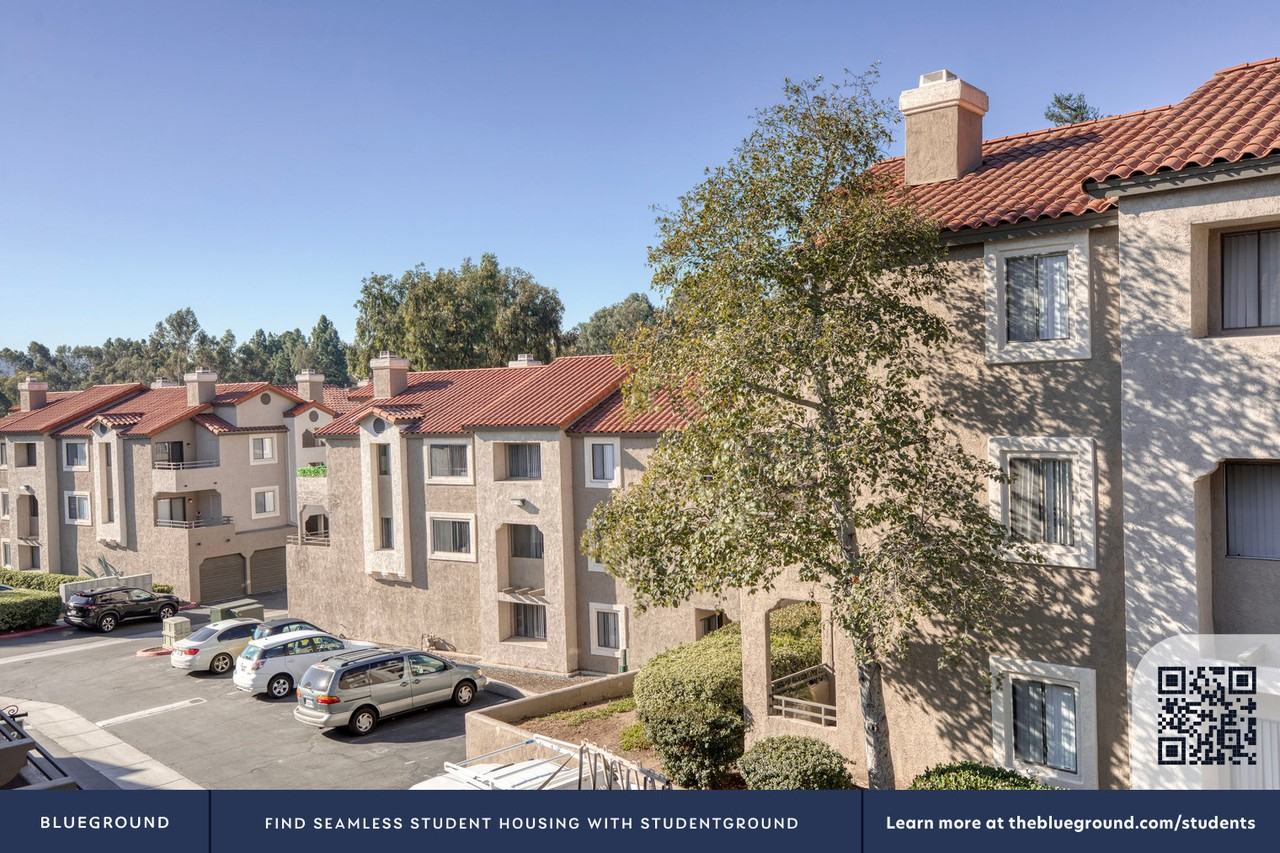 10062 Paseo Montril #31 - Photo 7 of 19