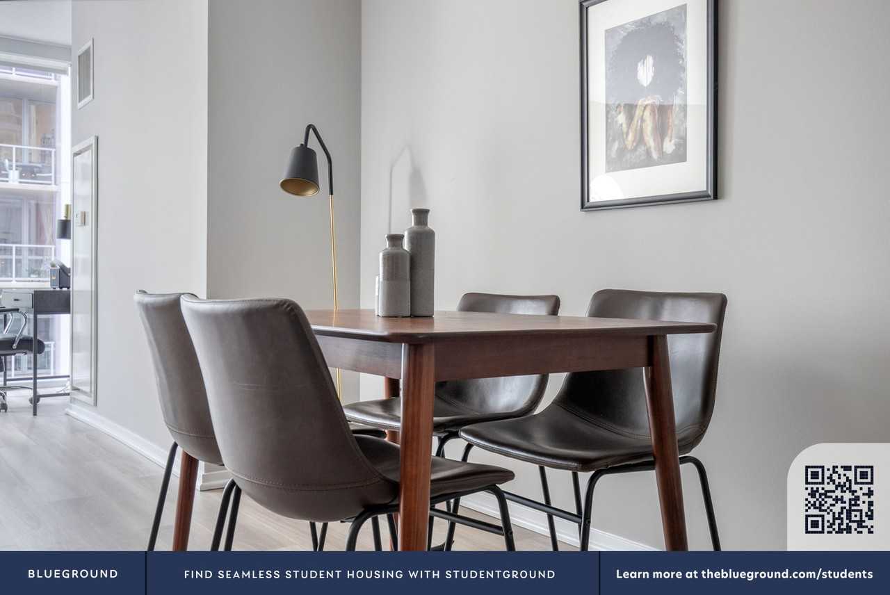 200 East Illinois Street - Photo 6 of 50