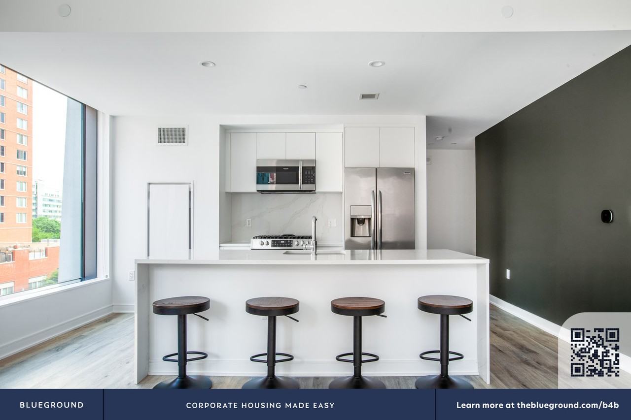 949 1st Street Southeast - Photo 6 of 50