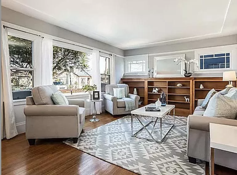 2500 Downer Ave - Photo 3 of 13