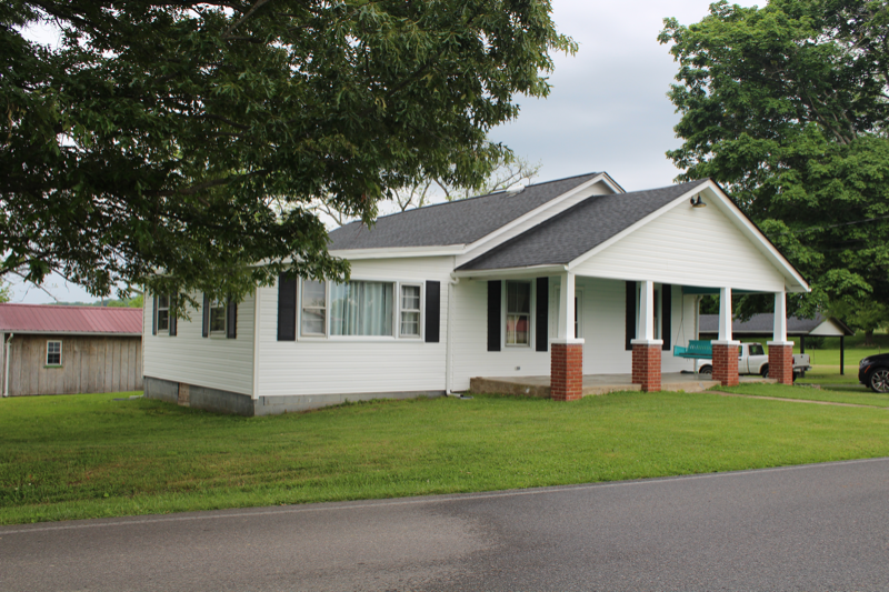 480 Matthews Mill Rd - Photo 2 of 17