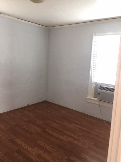 21st 5-plex - Photo 6 of 6