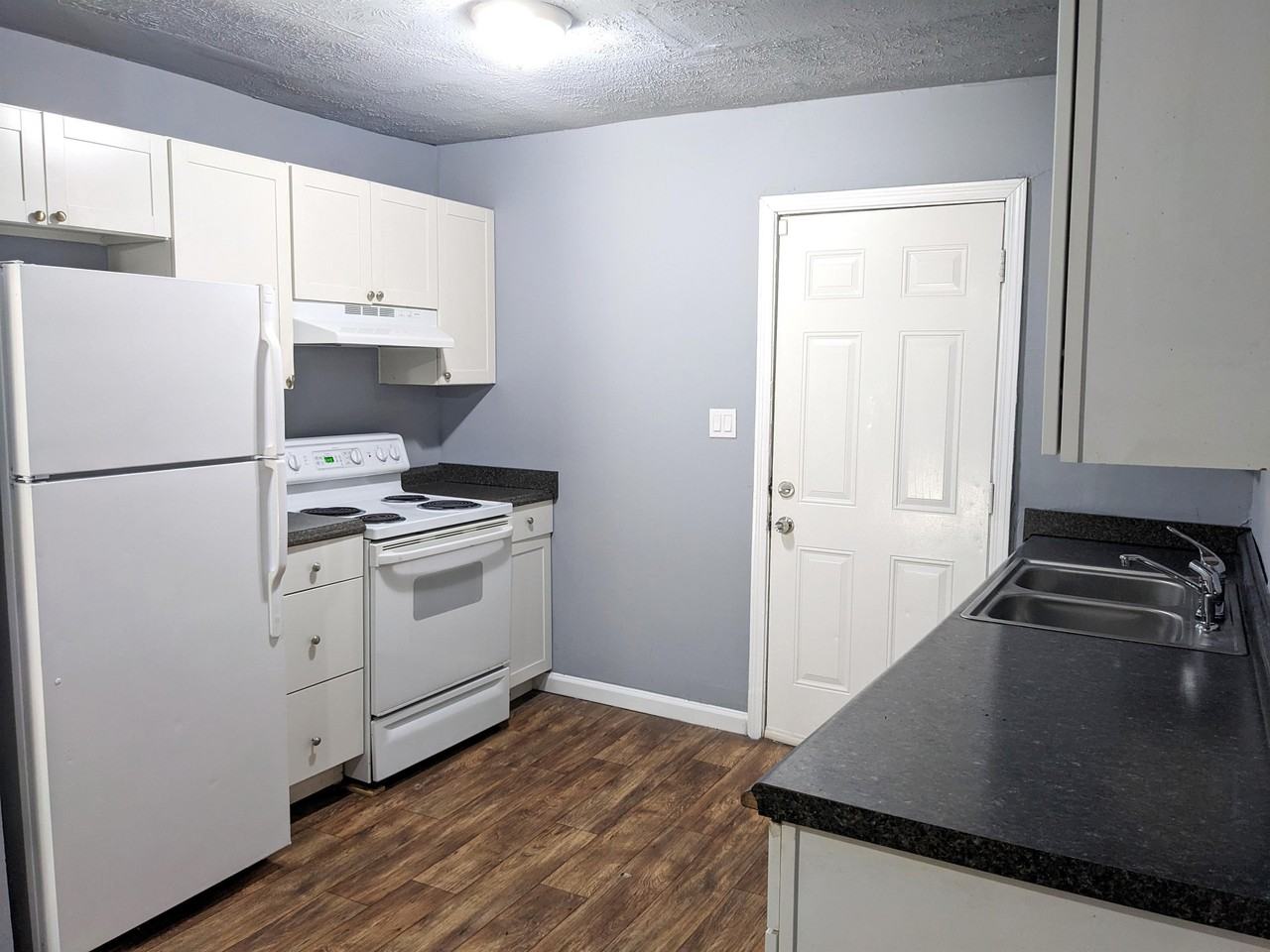 Somerset - Photo 2 of 14