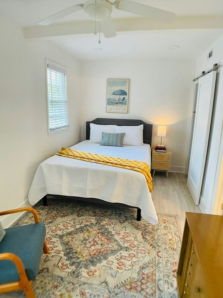 20 Rose Lane, Unit A DOWNSTAIRS - Photo 5 of 16