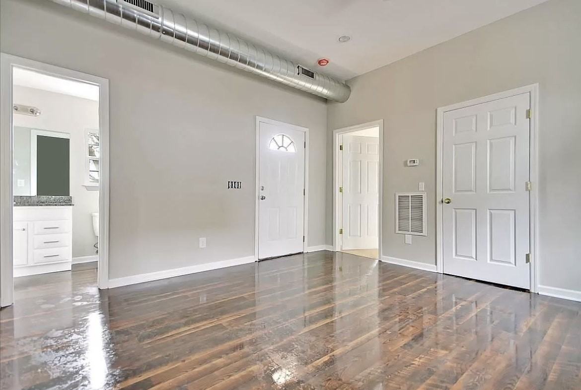 8 Orrs Court, Unit B - Photo 4 of 5