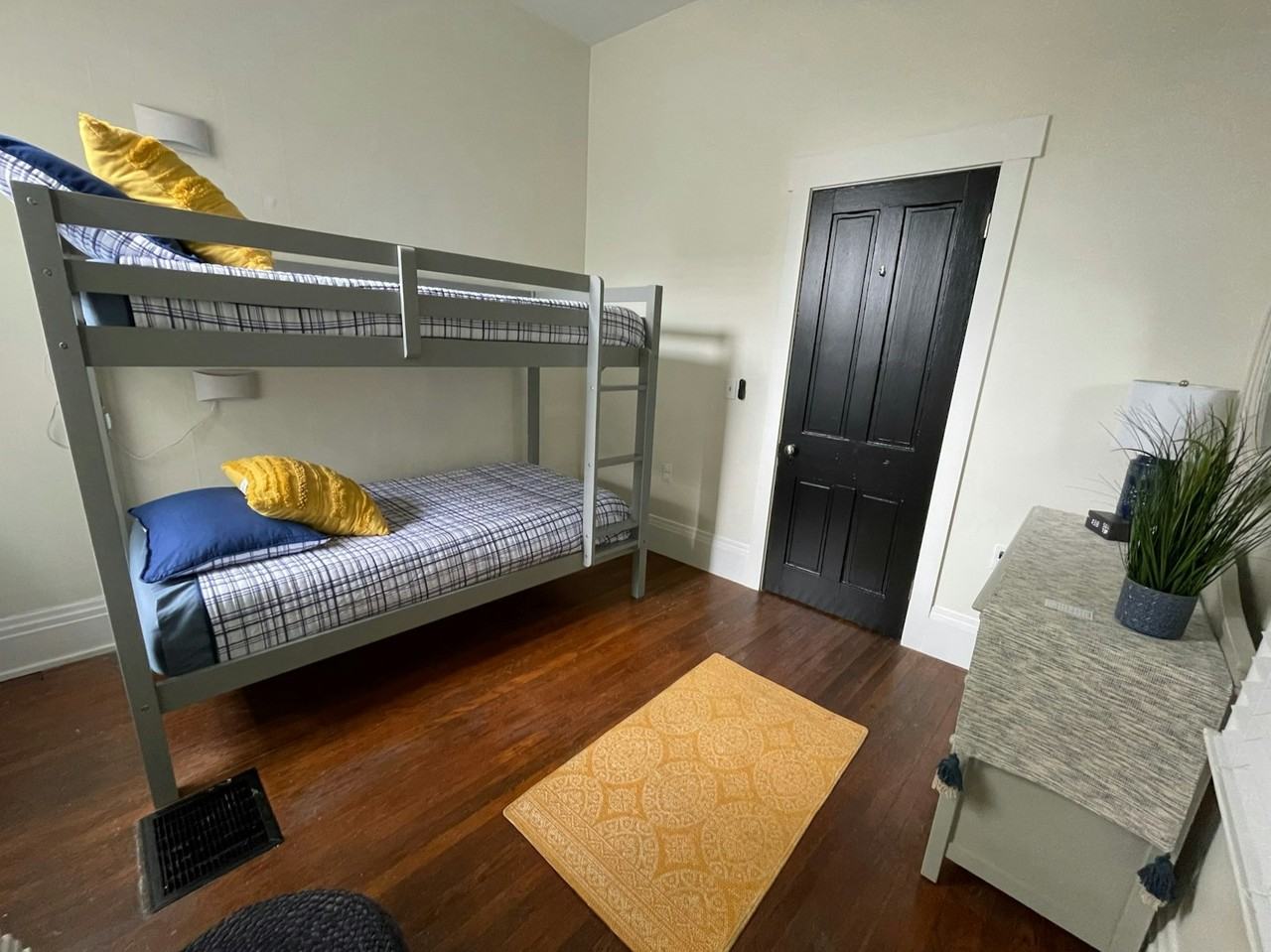 3729 Maple Park Avenue, Unit 3729 maple park - Photo 3 of 11