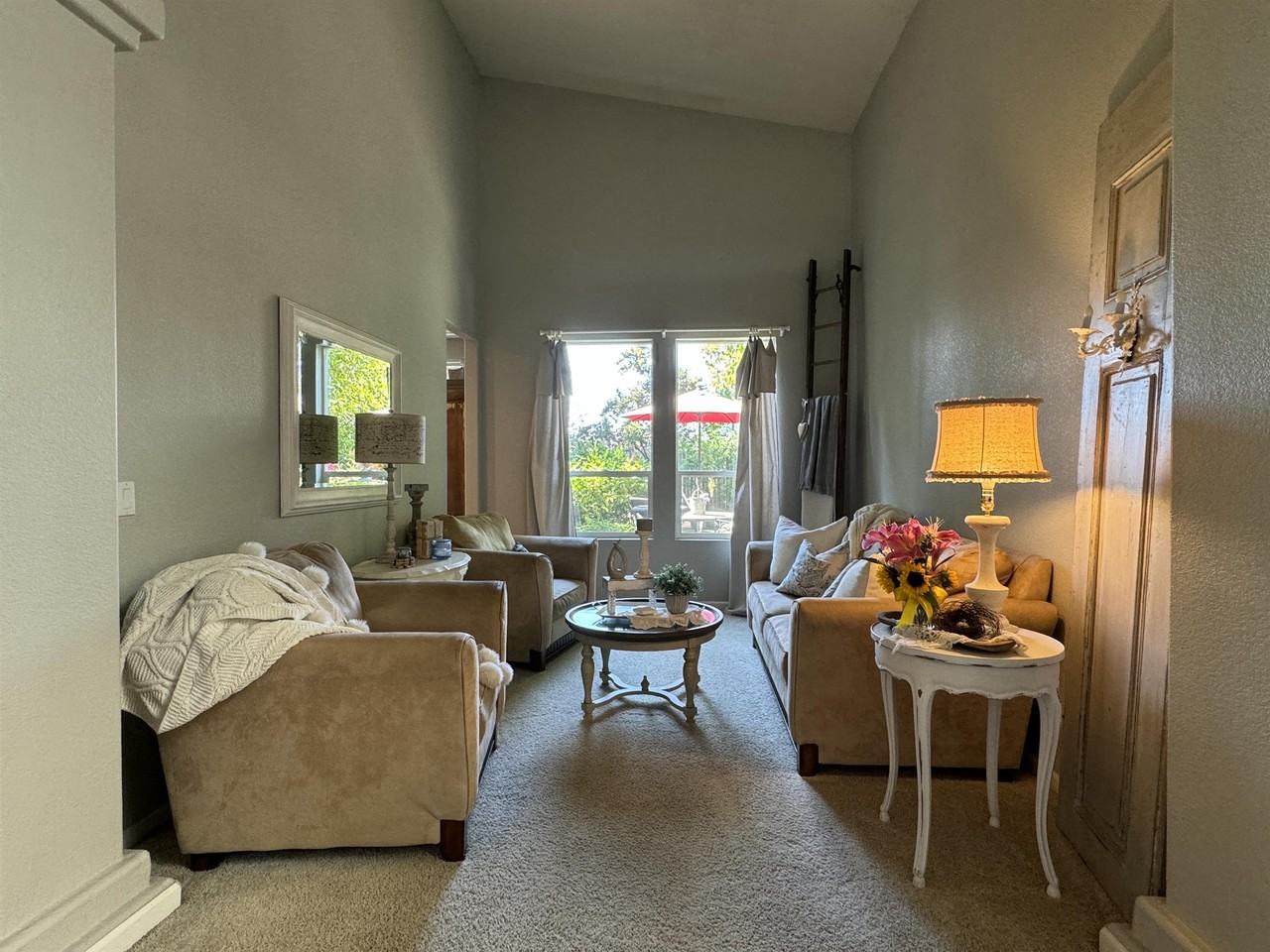 1850 Bonhill Dr #1 - Photo 5 of 32