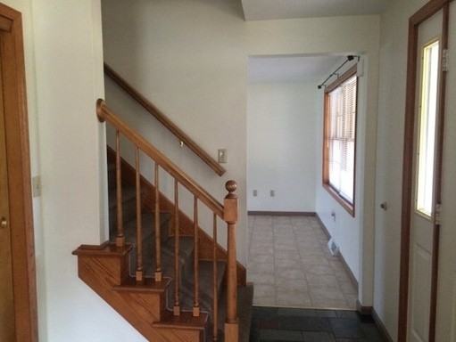 118 Elm St - Photo 3 of 7