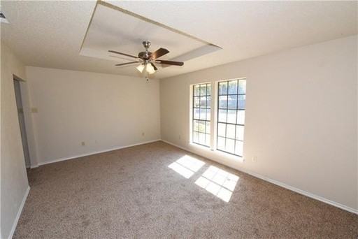 921 Shell Ln - Photo 3 of 11