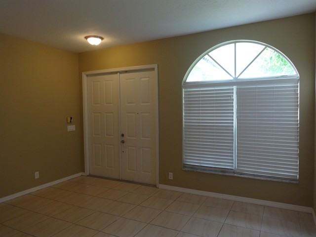 4715 NW 58th Ave - Photo 2 of 18