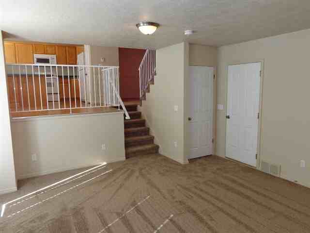 541 N Jefferson Ave E - Photo 2 of 8