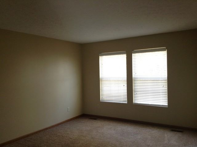 2 Shawnee Ct - Photo 3 of 12