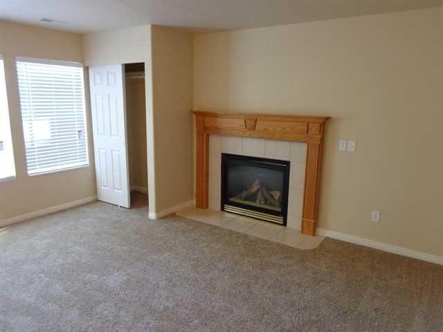 1532 Bridgestone Cir - Photo 2 of 11