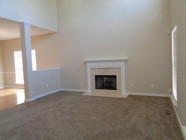 240 Payson Ct - Photo 3 of 14