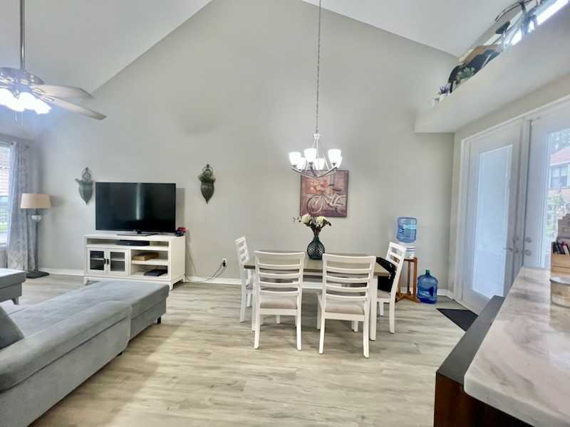 1910 Mistral Ln W #1 - Photo 4 of 17
