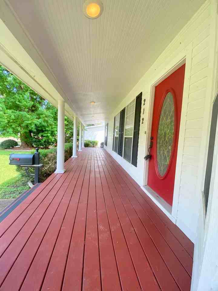 212 Camellia St - Photo 2 of 22