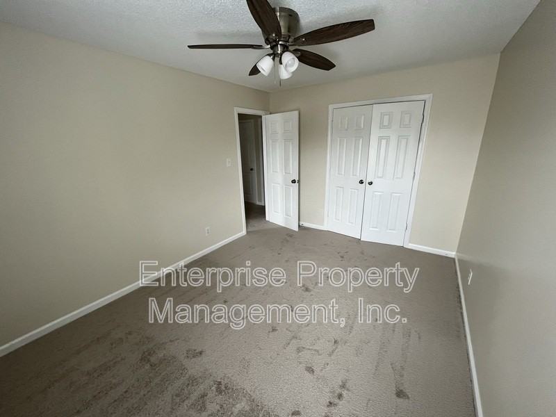 6869 Century Oaks Dr - Photo 7 of 20