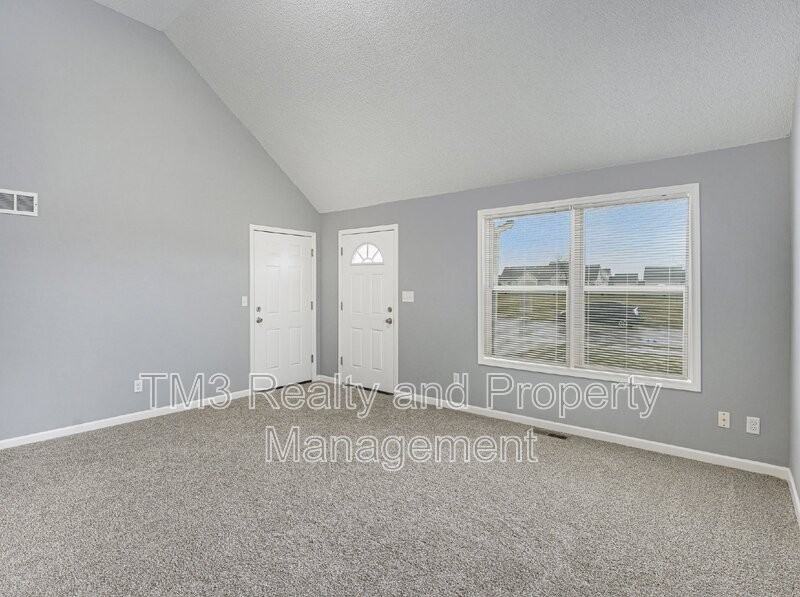 31632 W 174th St - Photo 6 of 16