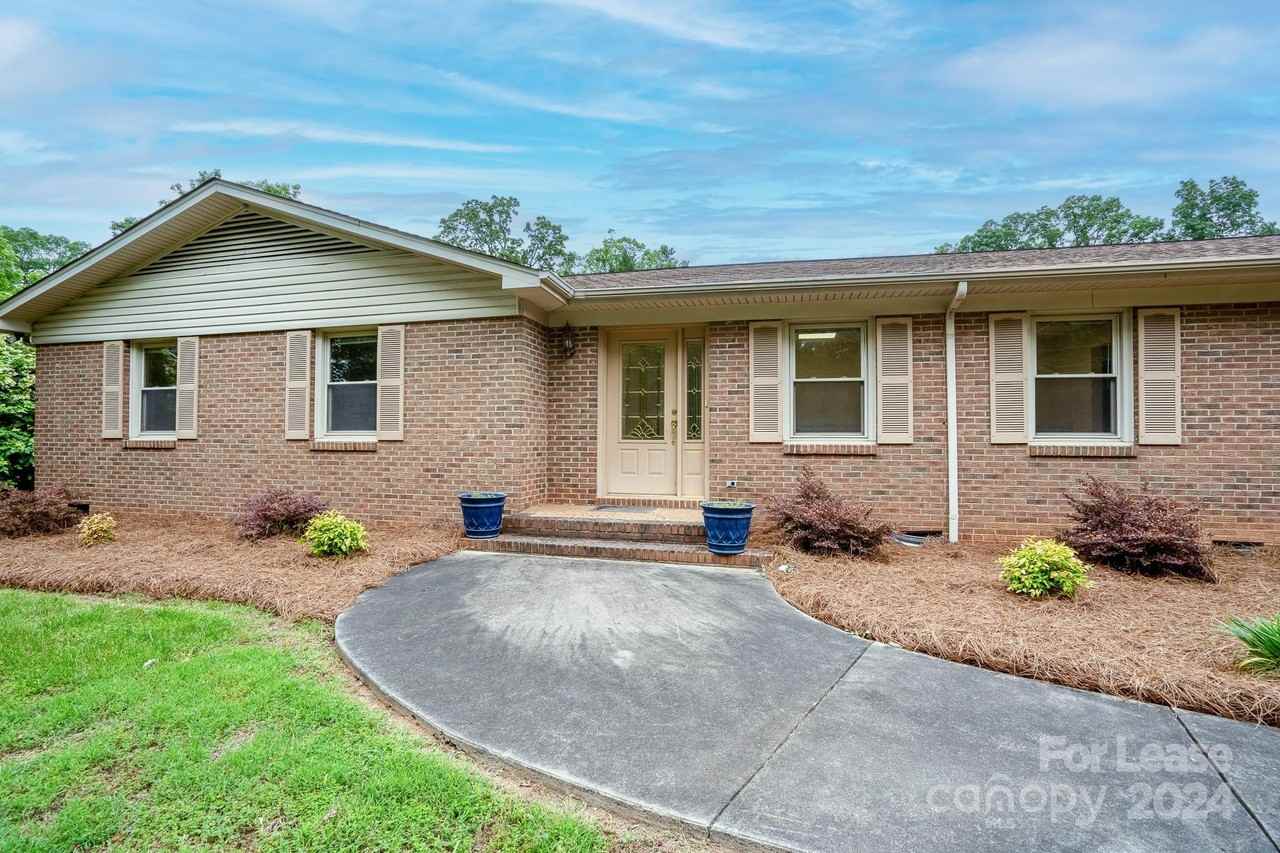 4435 Rocky River Rd, Charlotte, NC 28215 3 Bedroom House for 2,000/month Zumper
