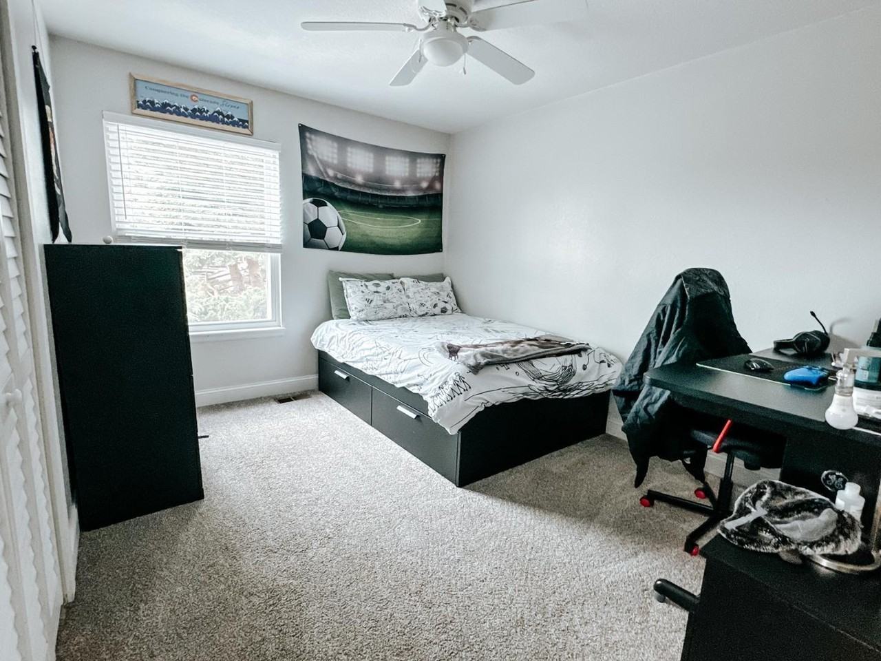 930 War Eagle Dr S - Photo 2 of 18