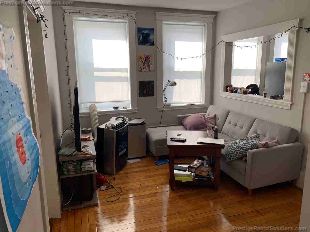 Empire St #7 - Photo 3 of 13