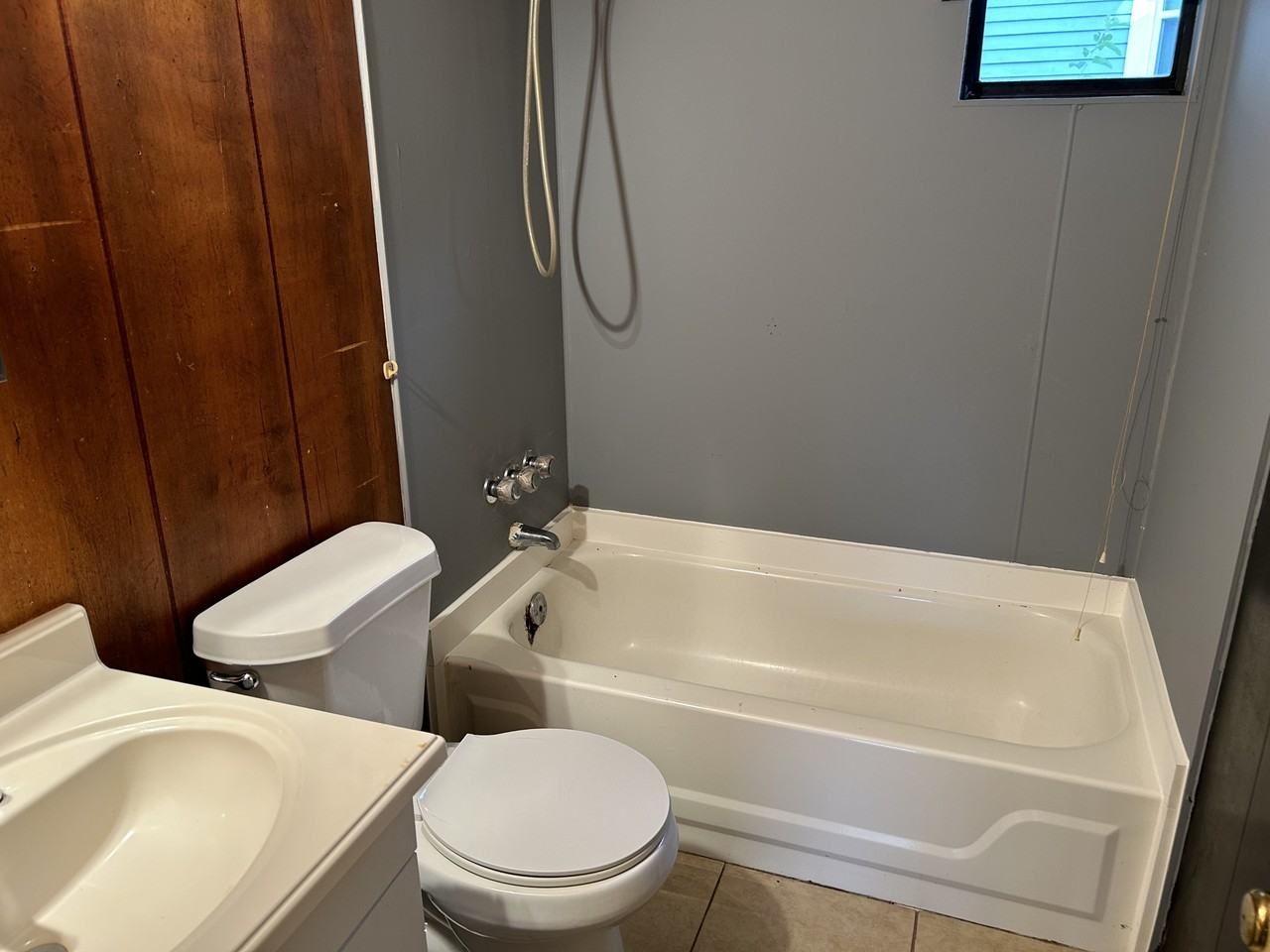 232 N 6Th St - Photo 3 of 5