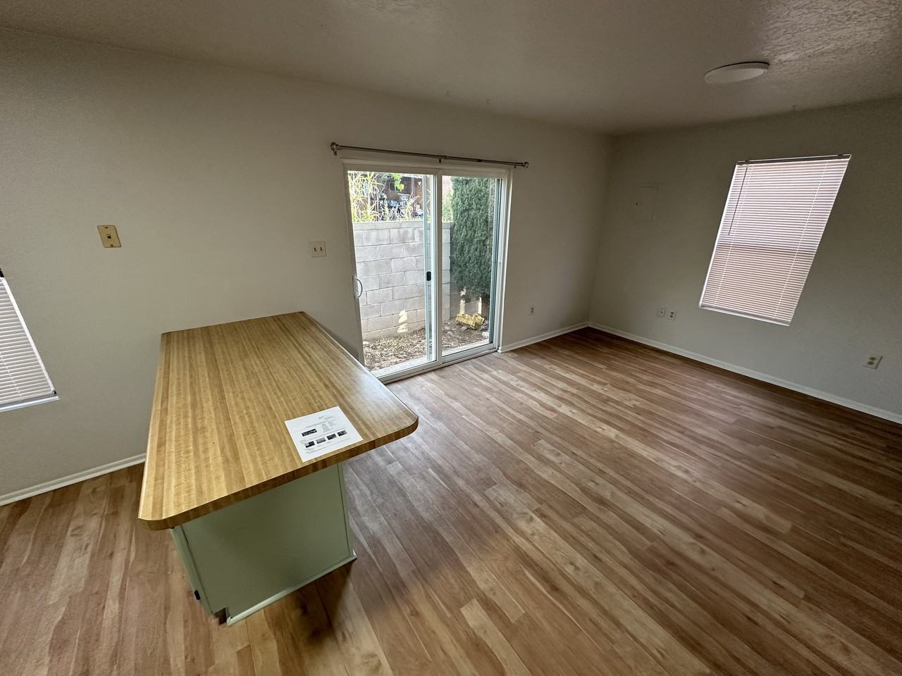 4604 Zuni Rd Se - Photo 4 of 23
