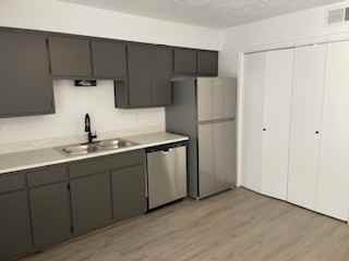 12312 Candelaria Rd Ne - Photo 3 of 32