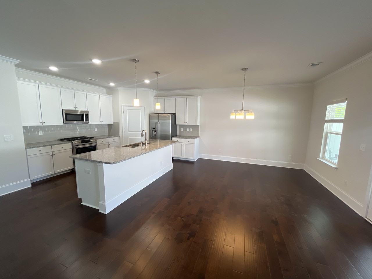 510 Cowans Villa Rd - Photo 3 of 29