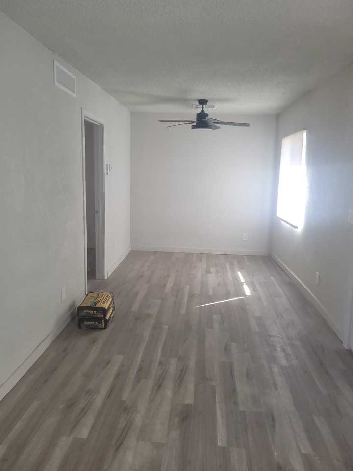 718 W Fillmore St #714 - Photo 3 of 7