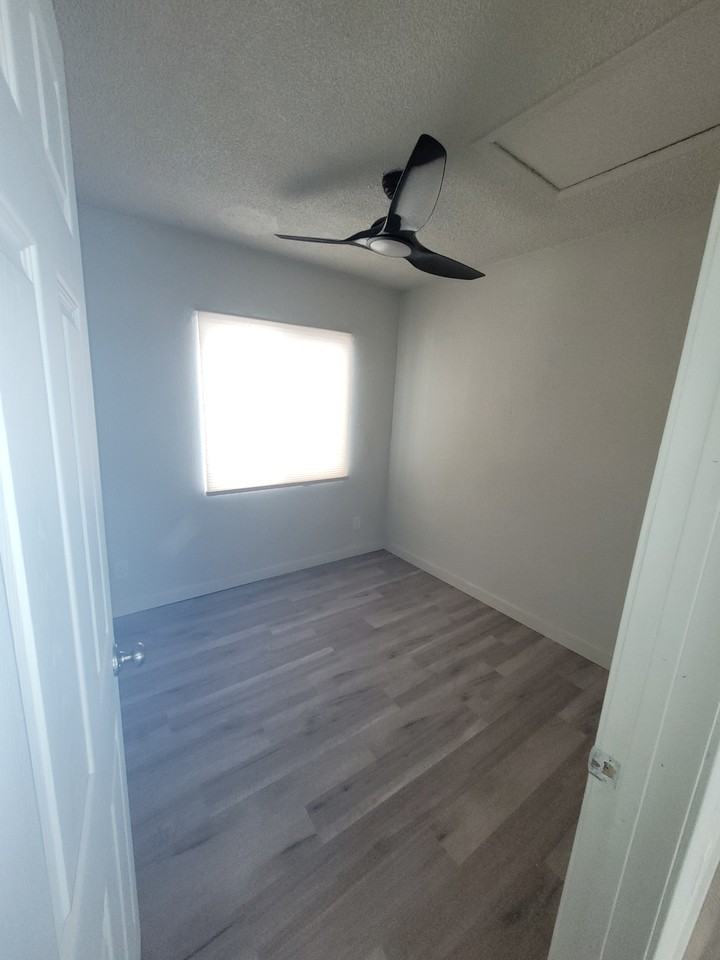 718 W Fillmore St #714 - Photo 6 of 7