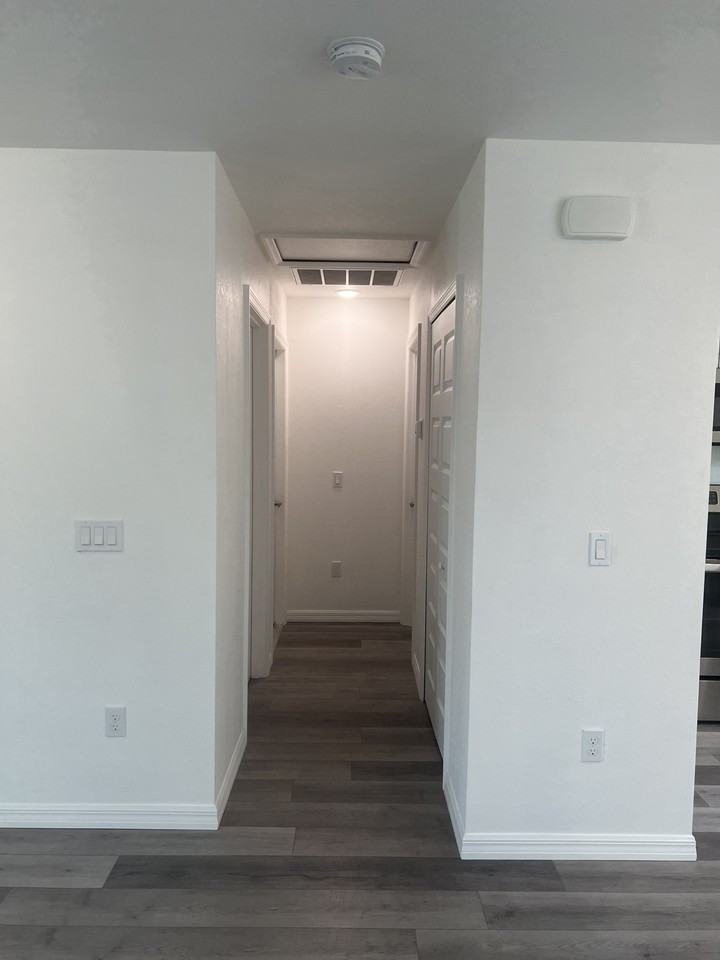 68 Evergreen St - Photo 5 of 25