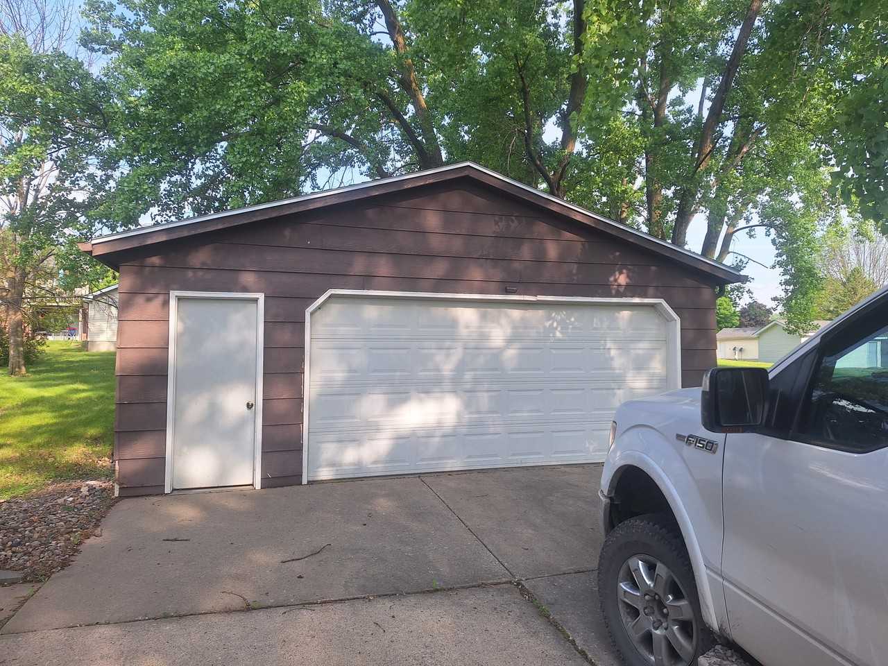 204 Forest Street - Photo 2 of 14