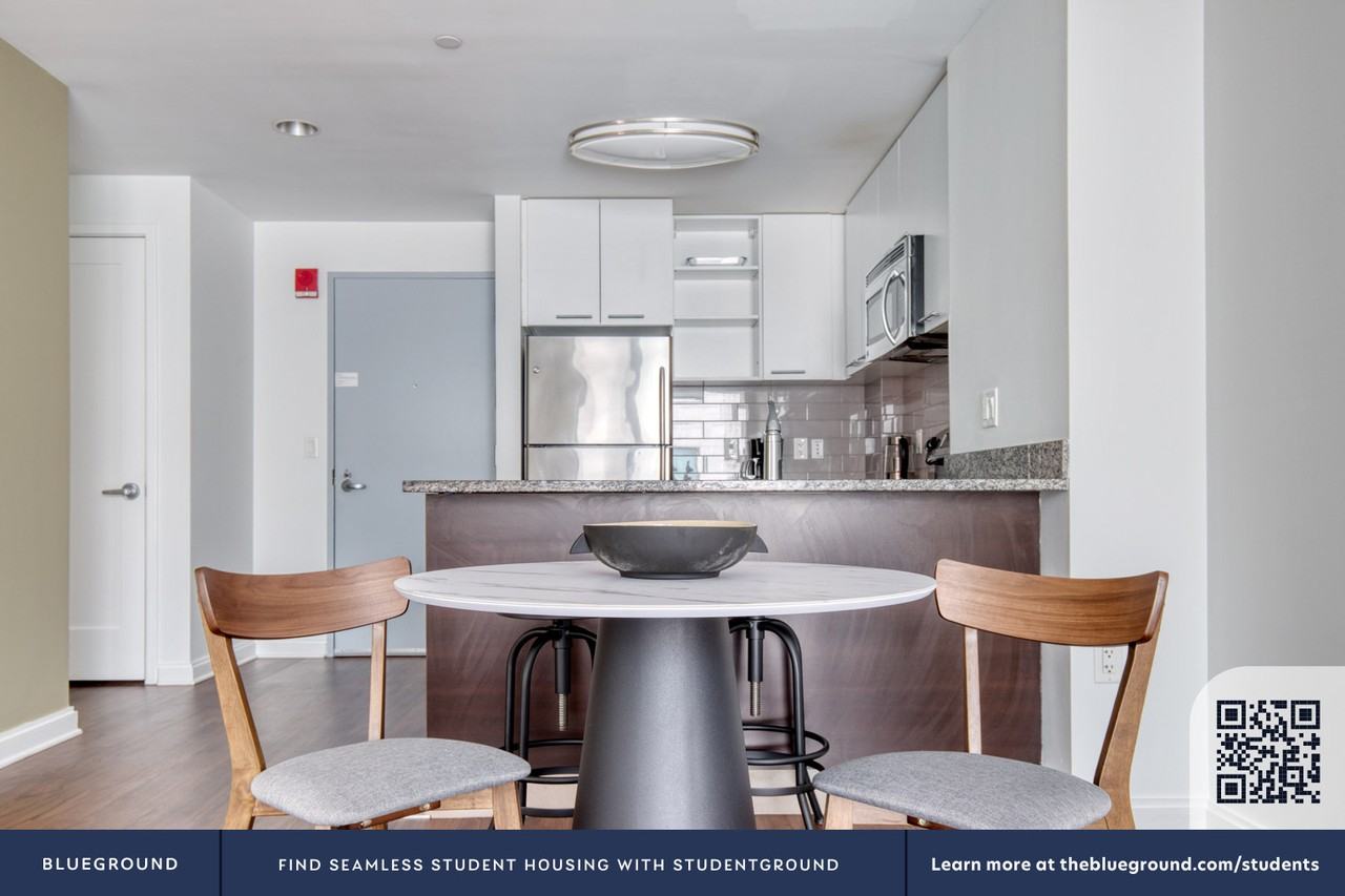 285 3rd St #838 - Photo 7 of 33