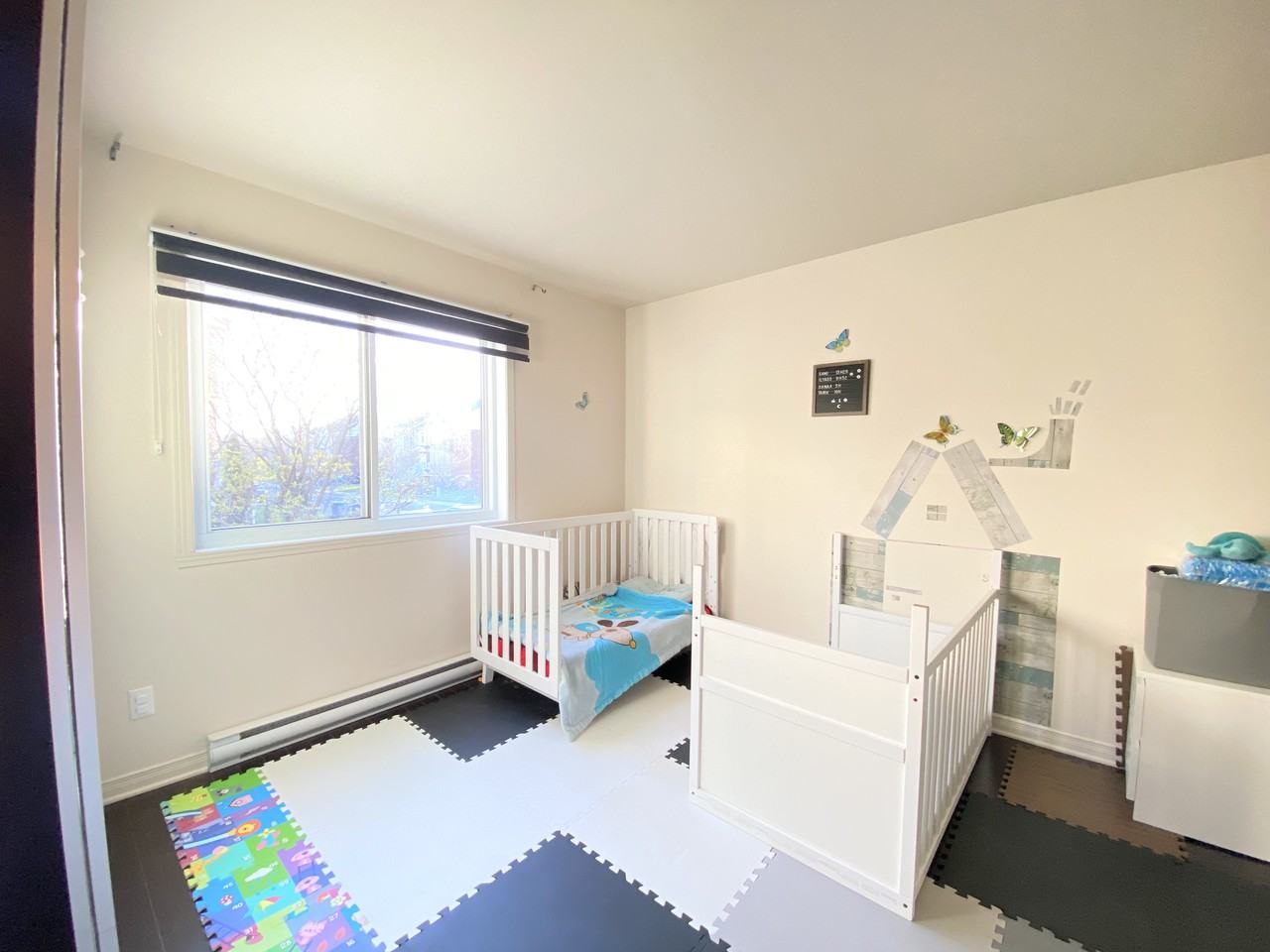 1872 Rue Joyal - Photo 3 of 17