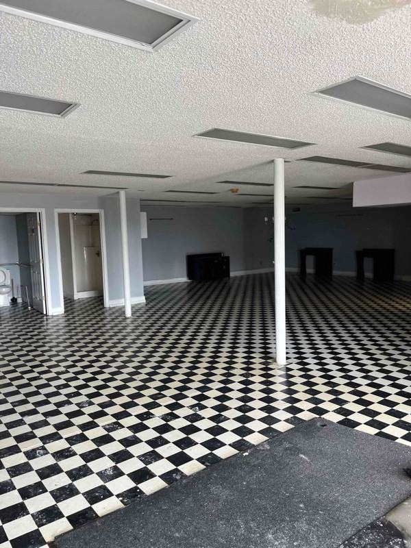 1412 Highmarket St #1412 - Photo 3 of 7