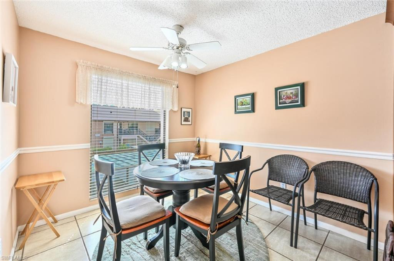248 Pebble Beach Cir - Photo 3 of 17
