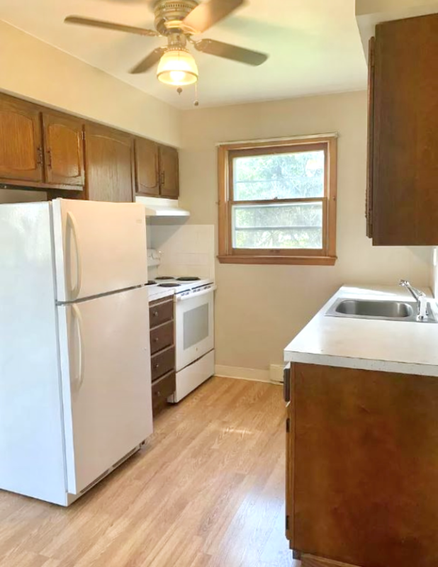 1439 Fulton Ave #3 - Photo 4 of 6